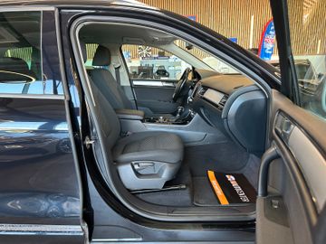 Volkswagen Touareg V6 TDI BMT *AHK*NAVI*ALLRAD*3,5tZUGKRAFT