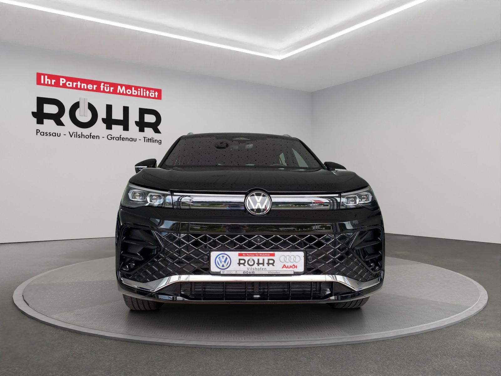 Volkswagen Tiguan R-Line 2.0 TDI DSG 4Motion 360 ACC Kam. imagem 2