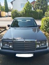Mercedes-Benz E 200 - gebrauchte Mercedes-Benz E 200 aus dem Jahr 1991
