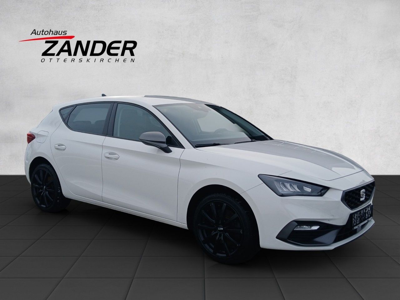 Fahrzeugabbildung SEAT Leon FR e-Hybrid Im Kundenauftrag! 8fach bereift