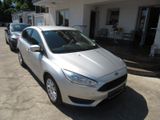 Ford Focus Lim.KLIMA,ALU,AHK,45000 KM. - Ford: F450