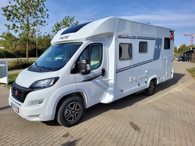 Pilote P696GJ Automatik Expression Sat/Solar/Fahrradträ