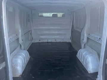 Opel Vivaro - 12