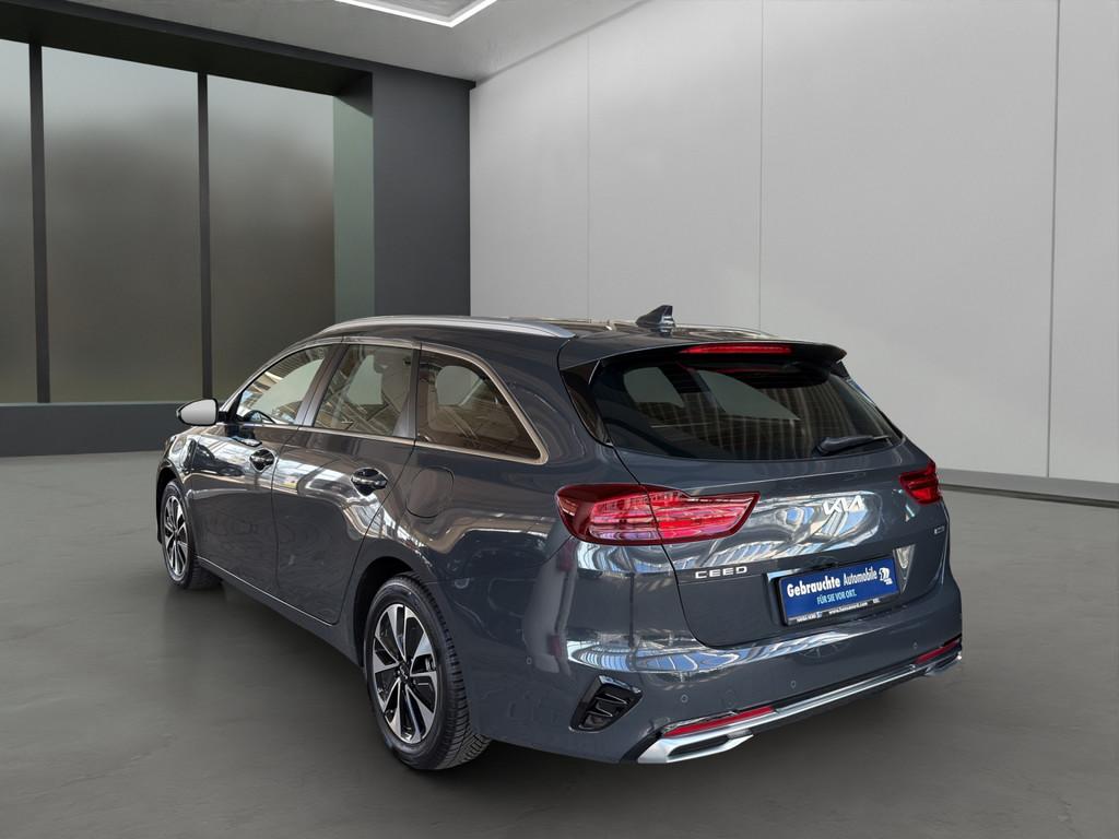 Kia Ceed SW 1,6 SPIRIT HYBRID LED NAVI ACC KLIMA 16"