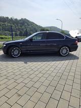 BMW E46 330i Bj. 2001 - BMW 330 mit Benzin-Antrieb: Limousine, E46 330i