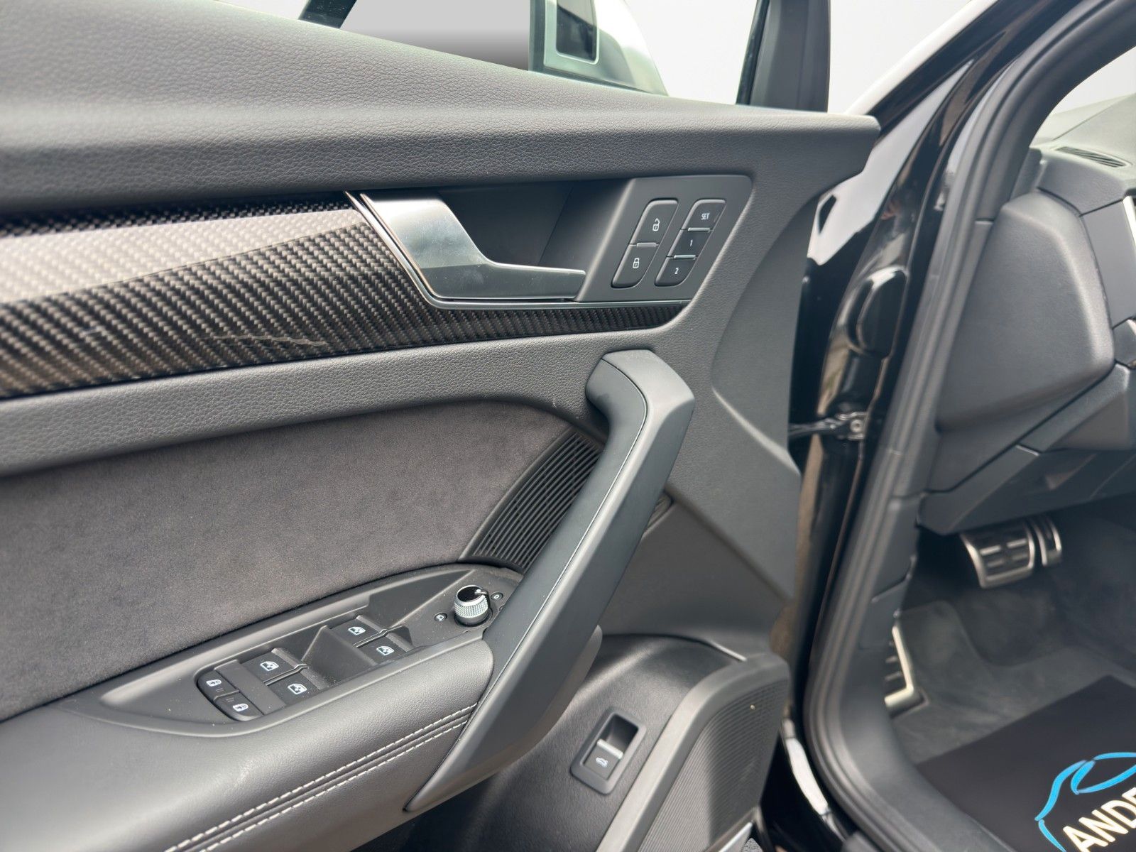 Fahrzeugabbildung Audi SQ5 TDI B&O HUD AHK PANO STHZ 21" CARBON COVER