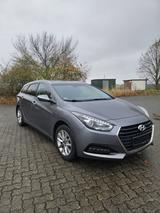 Hyundai i40 1.7 CRDi Navi/BiXenon/PDC/AHK - Hyundai i40 von privat