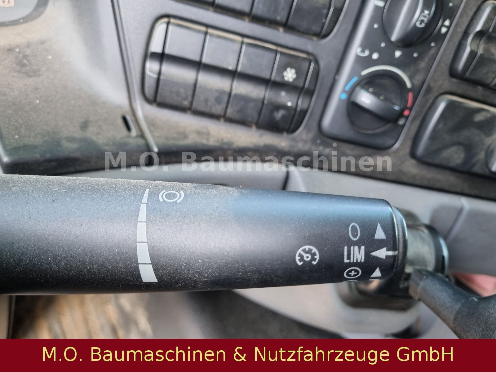 Fahrzeugabbildung Mercedes-Benz Actros 2541 / Saug- & Spühlwagen / 11.000 L /ADR