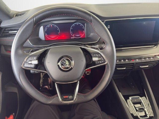 Fahrzeugabbildung SKODA Octavia Combi RS iV 1.4 TSI 180 kW *Navi*