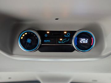 Ford Tourneo Custom 2.0 EcoBlue L1 Titanium