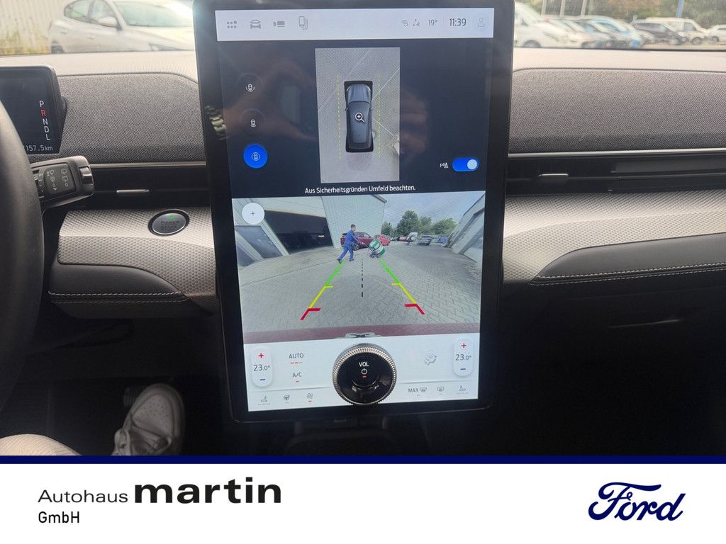 Fahrzeugabbildung Ford Mustang MACH-E Basis Extended Range PANO 360°