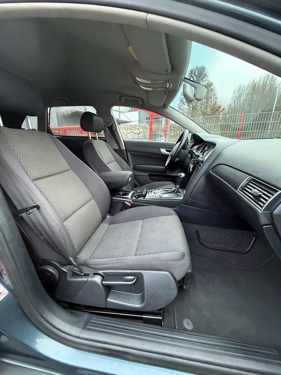 Audi A6 2011 — photo 15