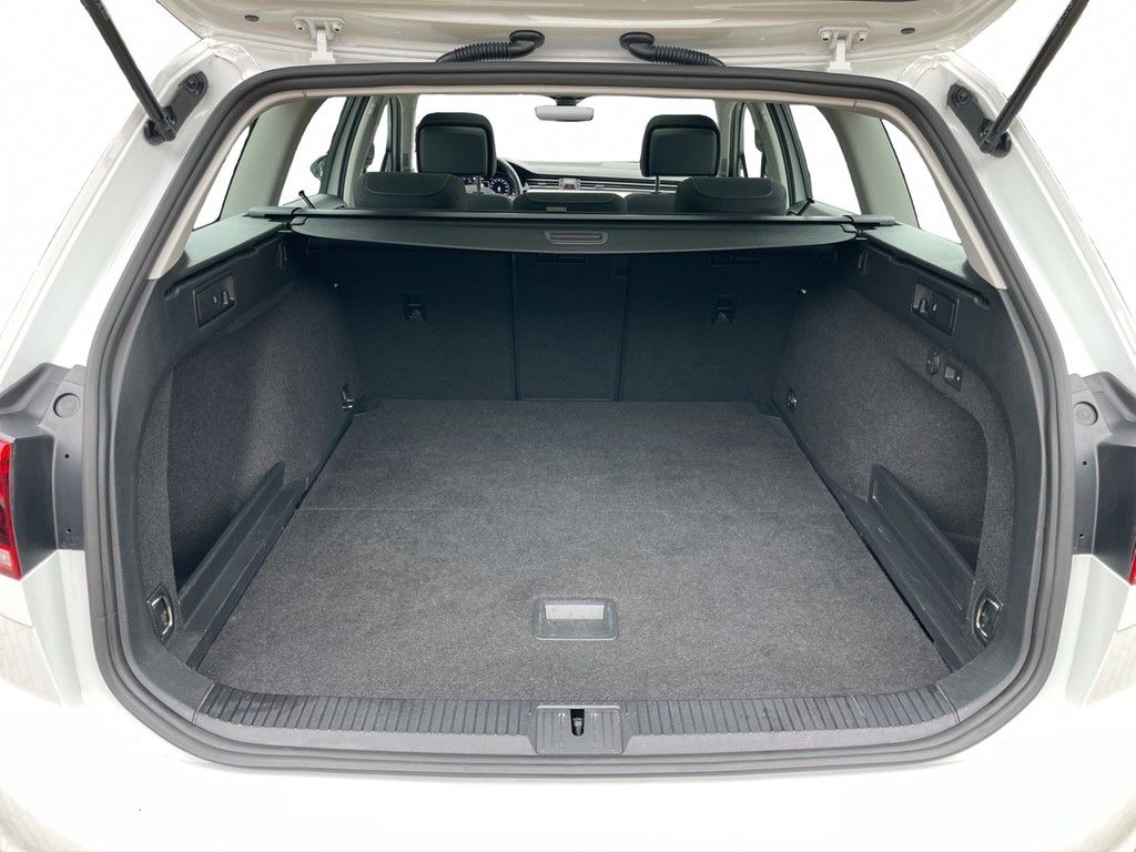 Volkswagen Passat Variant - Bild 9