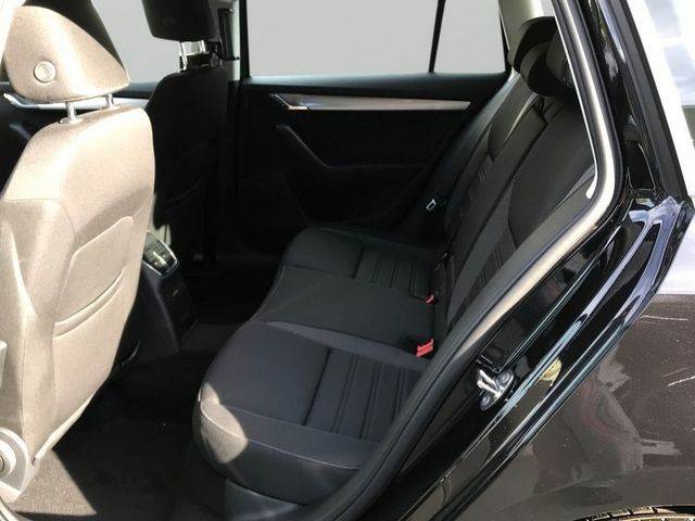 Skoda Octavia Combi III 1.0 TSI Tour *DAB*PDC*SHZ*TEL*