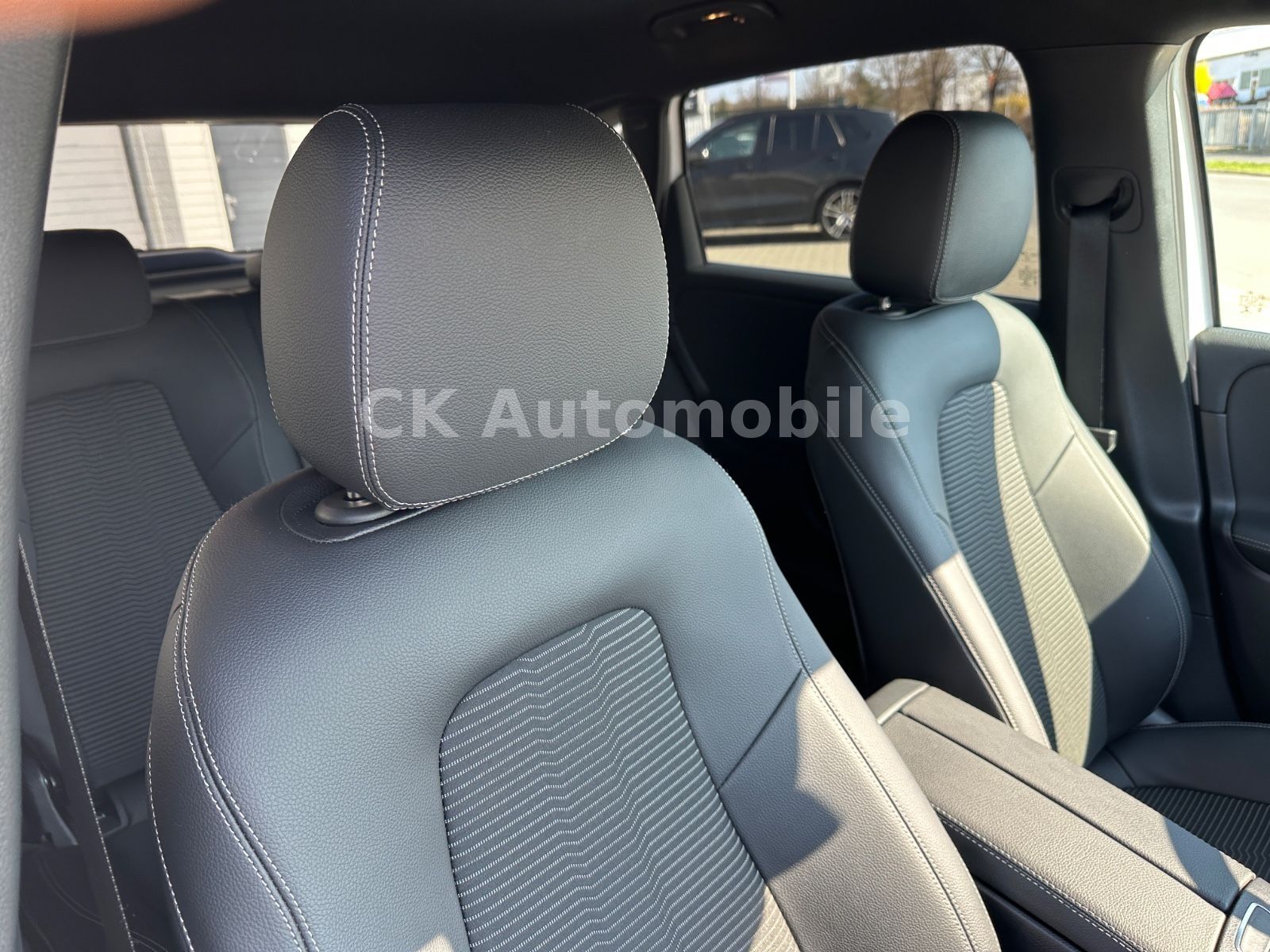 Fahrzeugabbildung Mercedes-Benz B 220 Progressive/Automatik/Navi/LED/Kamera