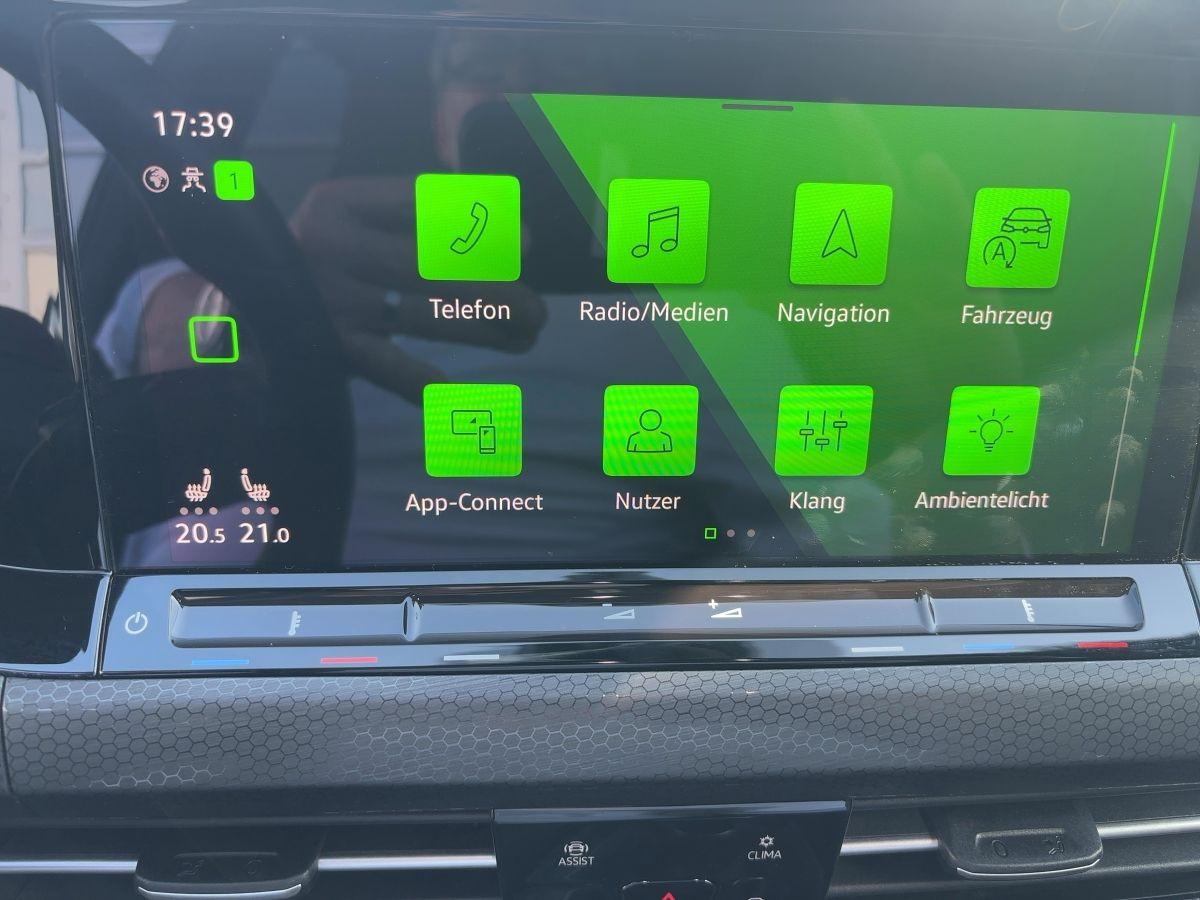 Volkswagen Golf VIII 2.0 TSI GTI App-Connect LED-Plus Telef, миниатюра 12