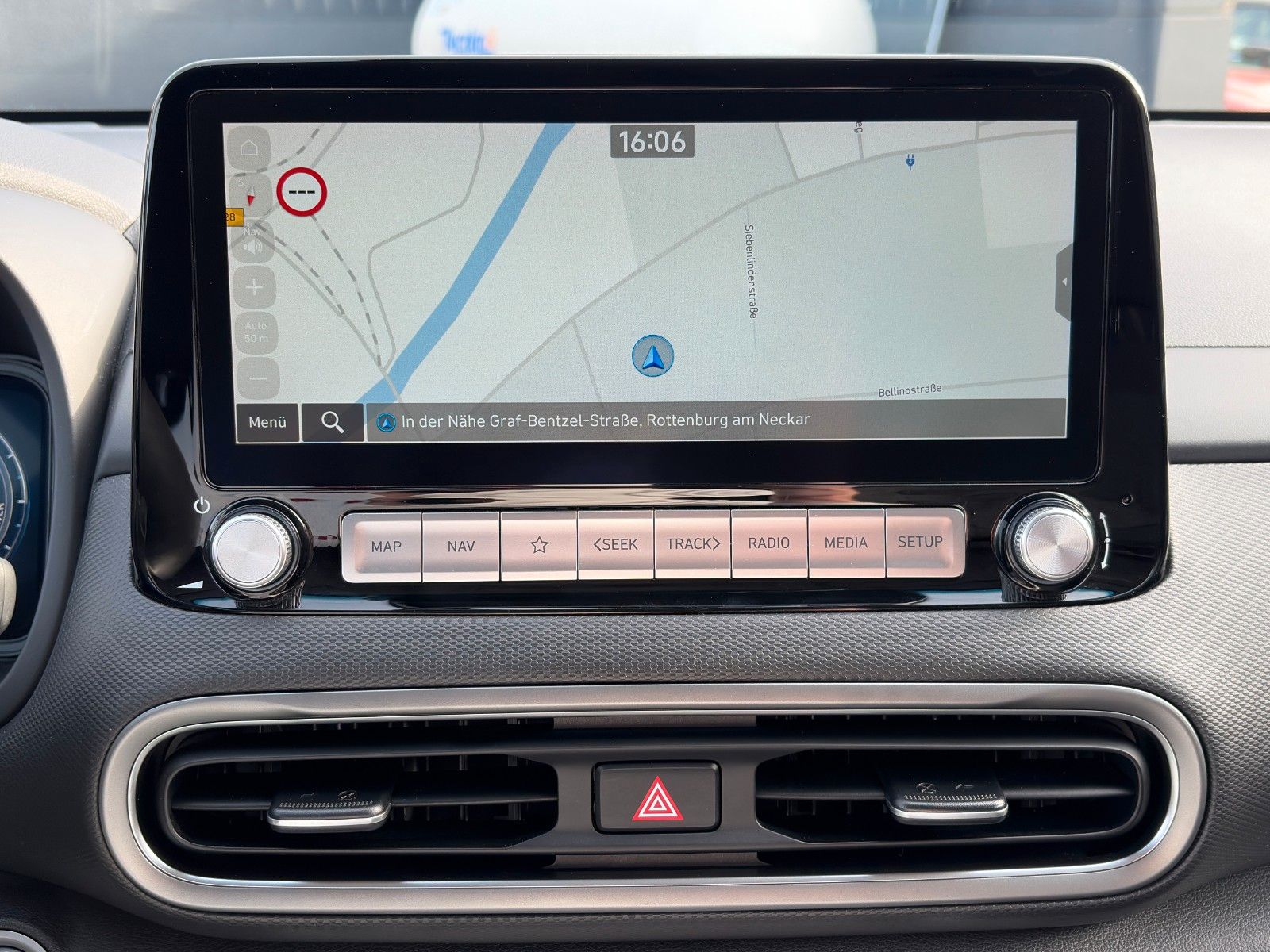 Fahrzeugabbildung Hyundai KONA E Trend KRELL LED NAV CAM ACC PDC CarPlay