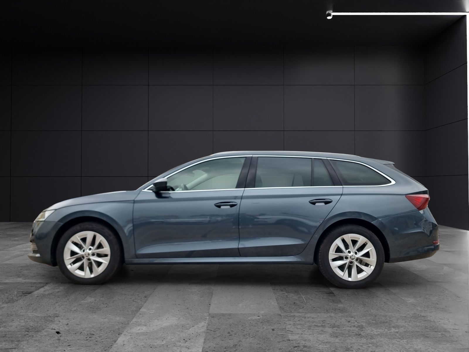 Fahrzeugabbildung SKODA Octavia Combi TDI First-Edition DSG LED Navi PDC