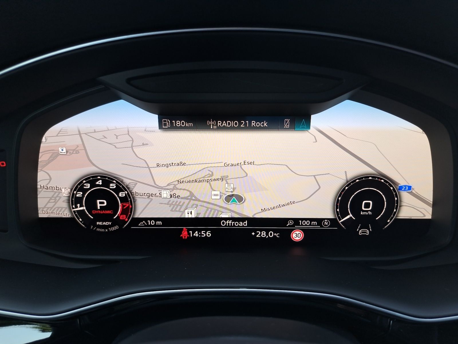 Audi RSQ8 - Bild 18