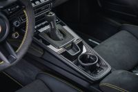 Porsche 992 – View 40