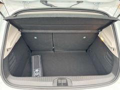 Fahrzeugabbildung Clio Experience 1.0 TCe 100 LPG EU6d  Deluxe-Pak