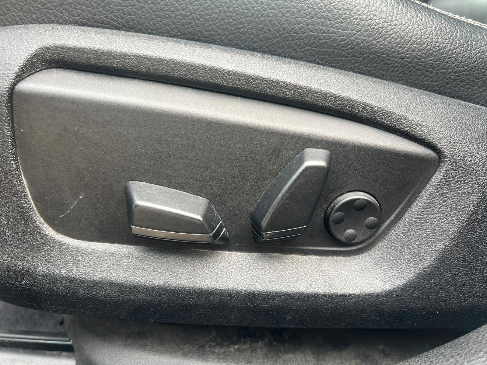 BMW 520 2013 — photo 23