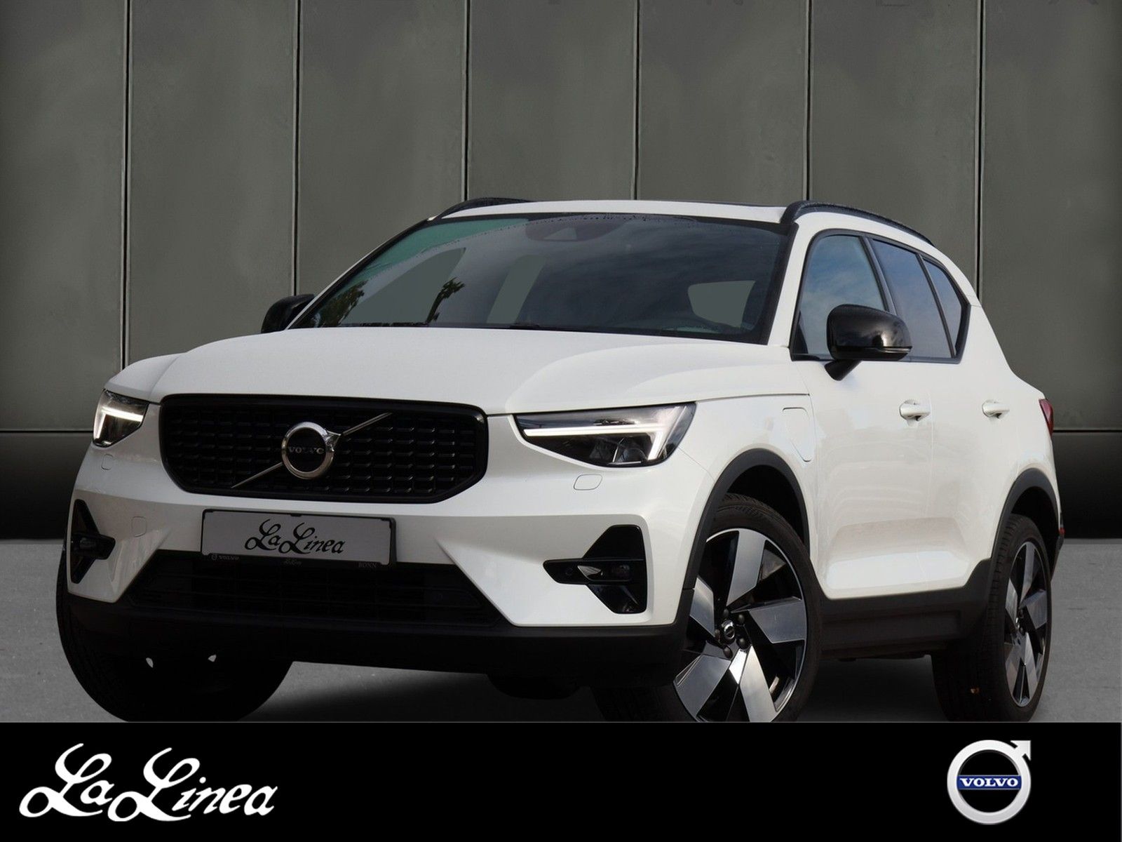 Volvo XC40 T5 Ultimate Dark Recharge Plug-In Hybrid Na