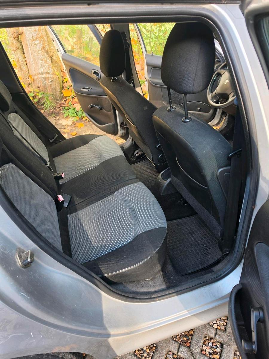 Peugeot  2005 — photo 9