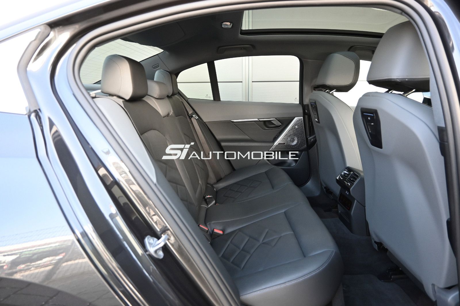 Fahrzeugabbildung BMW 530e Aut. °UVP 88.479€°ACC°B&W°PANO°MERINO°360°