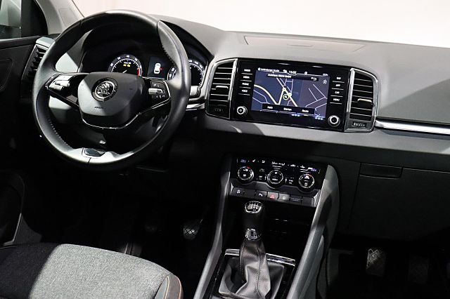 Karoq 1.0 TSI Clever OPF NAVI LED TEMPOMAT SHZ