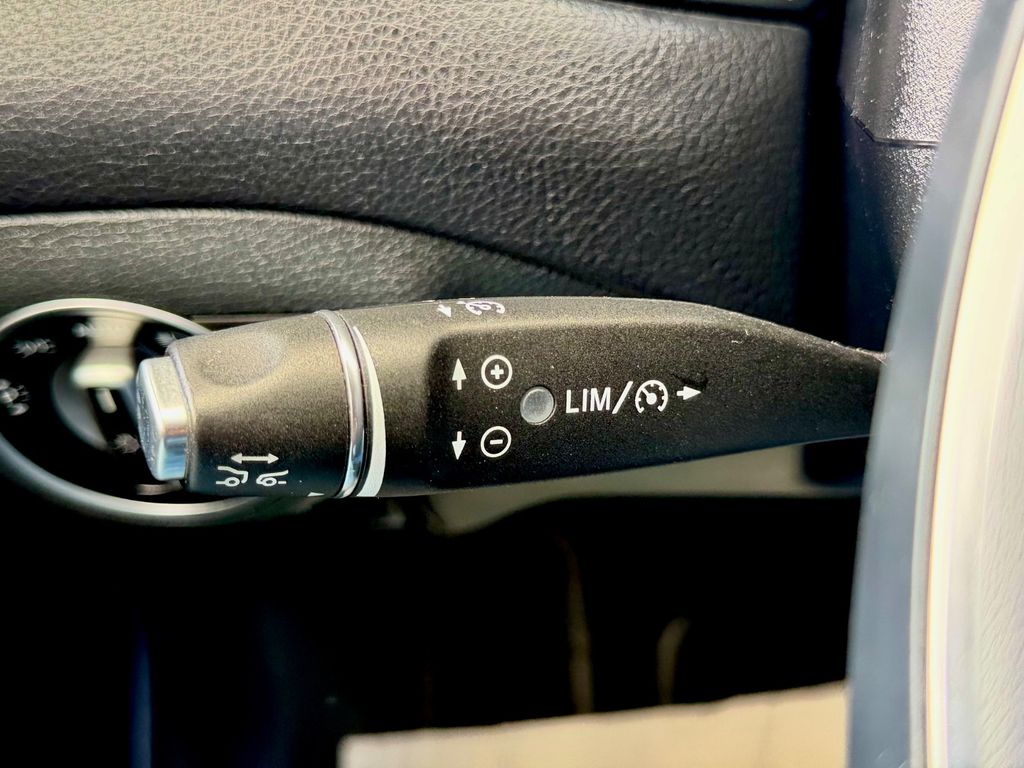 Mercedes-Benz CLA 180 Shooting Brake Aut. RKam LED Sportsitze – Ansicht 23