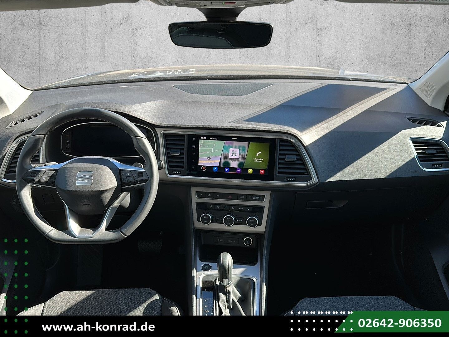 Fahrzeugabbildung SEAT Ateca Xperience1.5 TSI*AHK*RCAM*WINTER*PDC*NAVI*