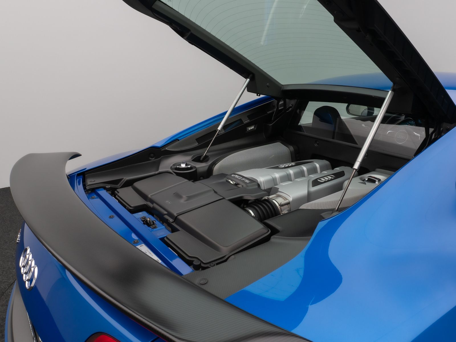 Fahrzeugabbildung Audi R8 Coupe 5.2 FSI LMX Sonderedition 1 OF 99 Laser