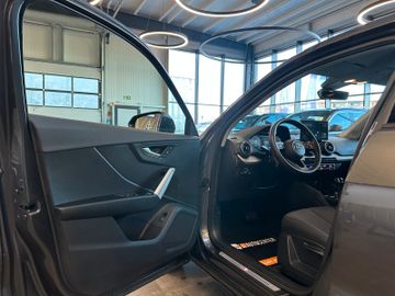 Audi Q2 35 TFSI S line *1. Hand*Klima*Navi*LED*PDC*BT