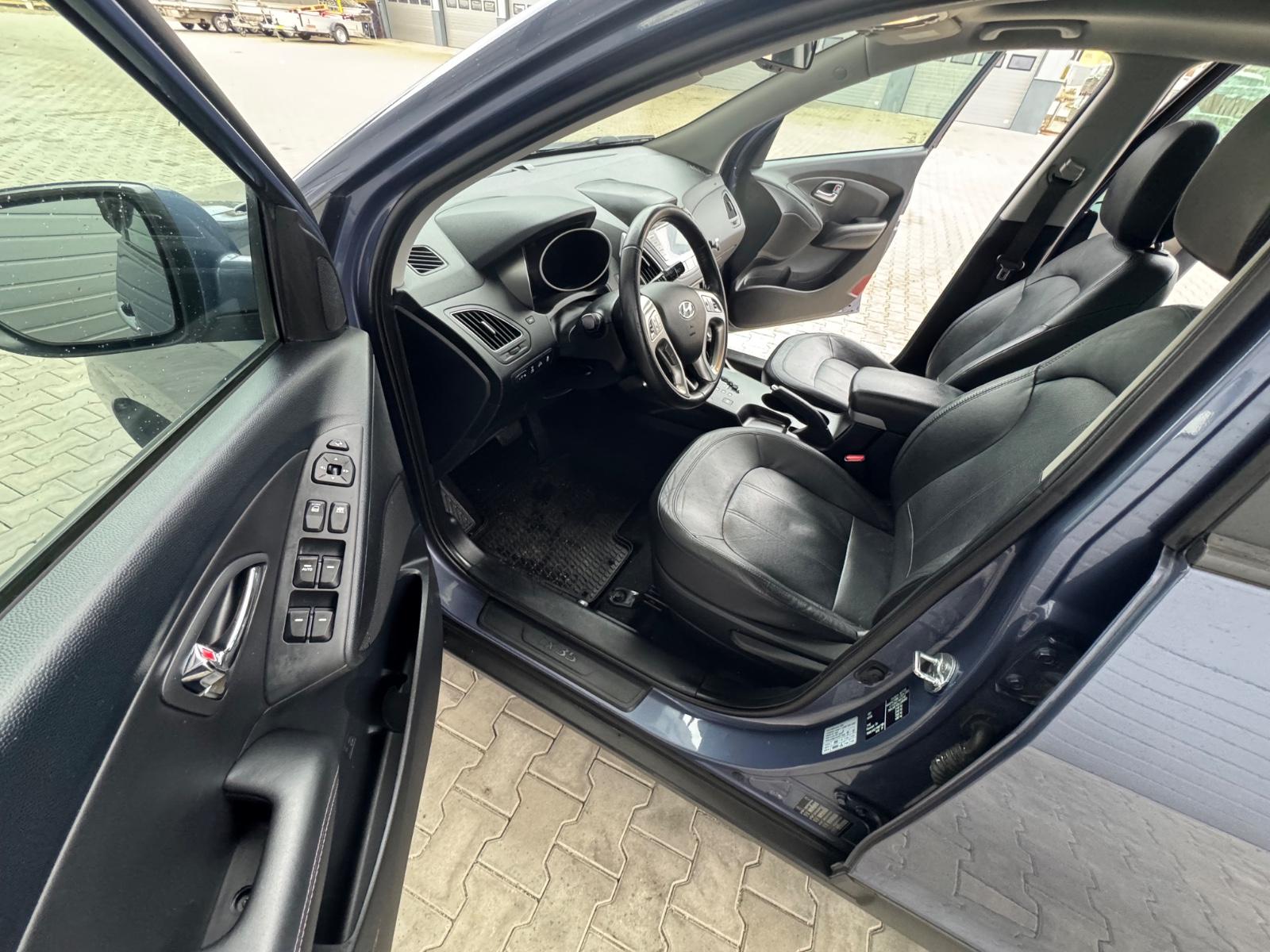 Hyundai ix35 2.0 CRDi 135 kW Premium 4WD AHK Leder