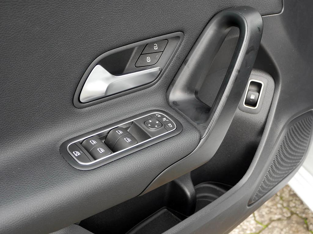 Mercedes-Benz A 250 e 360-GRAD-KAMERA LED AHK RÜCKFAHRKAMERA