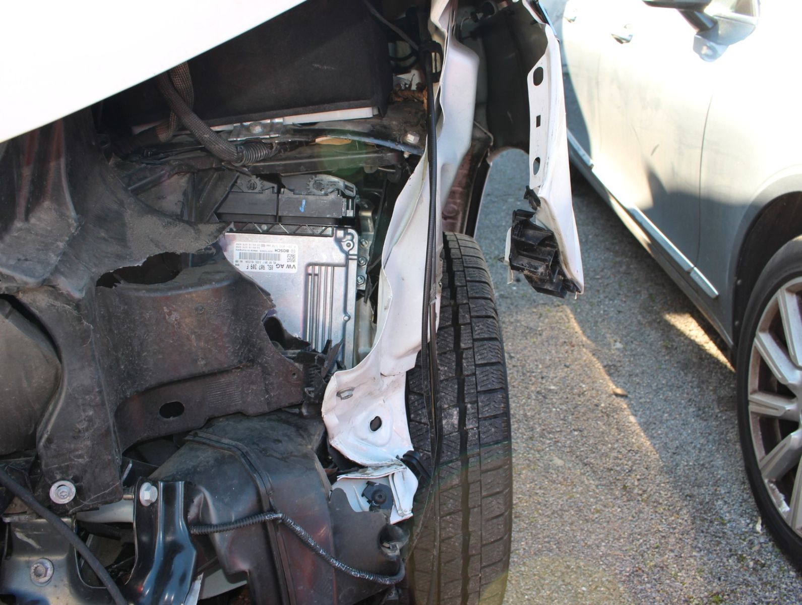 Fahrzeugabbildung Volkswagen T6 Caravelle 1. Hand UNFALL*