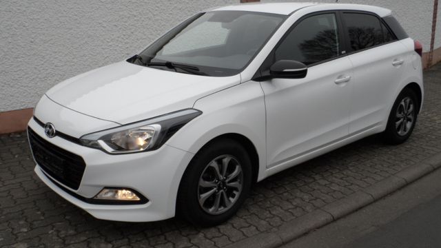 Hyundai i20 Passion 1.Hand Scheckheft