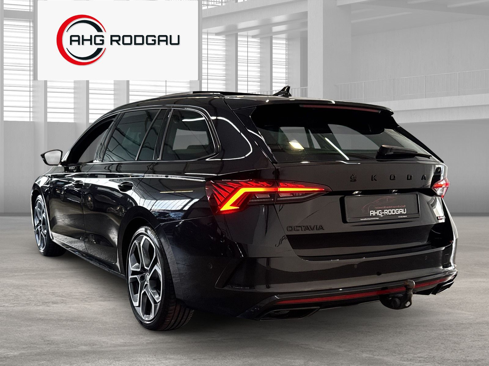 Skoda RS 4x4 HUD/ACC/MASS/360°/AHK/CNTN/AMB/TOT/PANO imagem 3