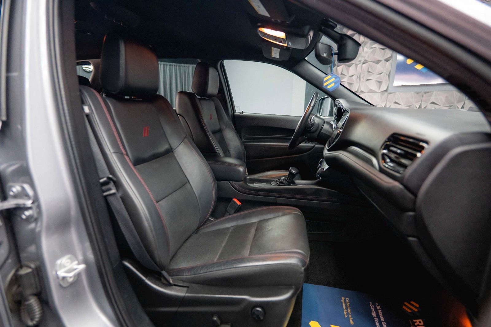Fahrzeugabbildung Dodge Durango 5.7 V8 R/T SRT 4x4 Night-Paket Modell 22