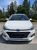 Hyundai i20 1.2 55kW Active Select/ Scheckheftgepflegt - Hyundai i20: Active Select