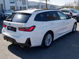 BMW 320i Touring"M-Sport"Head Up+Adaptiver LED+Kam. - BMW 320 Jahreswagen: Kombi