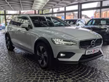 Volvo V60 Cross Country Pro AWD MHEV LEDER AHK H&K KAM - Volvo V60 Cross Country Gebrauchtwagen