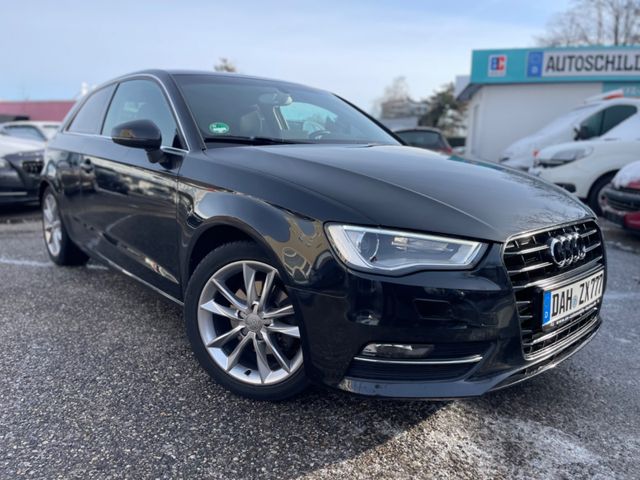 Audi A3 2.0 TDI S line / Navi/Xenon/BT/MMI