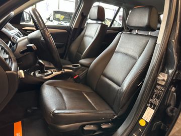 BMW X1 sDrive *TÜV0928*VOLL-LEDER*NAVI*PDC*2-ZONEN*