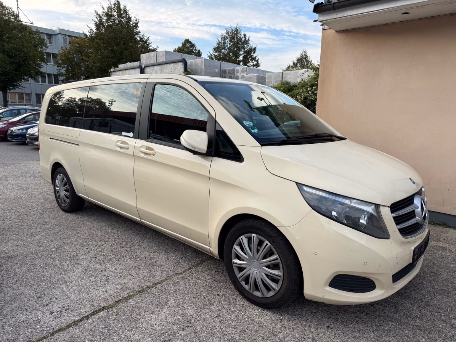 Mercedes-Benz V 250 Extralang,1 Hand,9 Sitzer