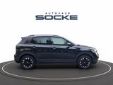 Volkswagen T-Cross 1.0 TSI Life AHZV/LED - mit Benzin-Antrieb: Schwarz, Geländewagen