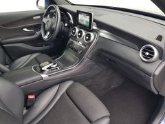Fahrzeugabbildung Mercedes-Benz GLC 250 d 4Matic Navi LED SiHz 360°-RFK ACC AHK