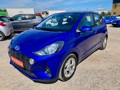Fahrzeugabbildung Hyundai i10 1.0 Automatik  KLIMA SHZ ALLWETTER ALU PDC
