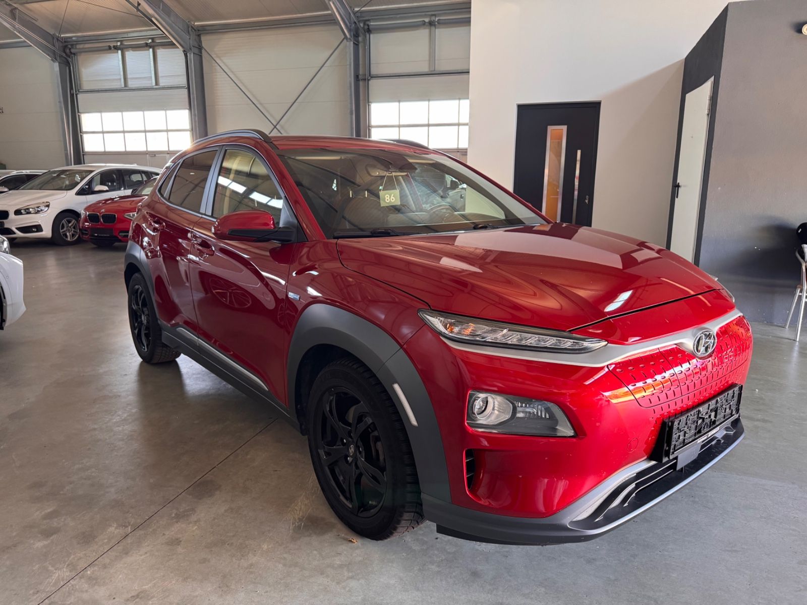 Hyundai Kona Style Elektro 2WD*1HAND*FINANZIERUNG*TÜVNEU imagem 3